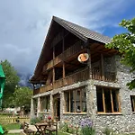 בית הארחה Alpinehouse