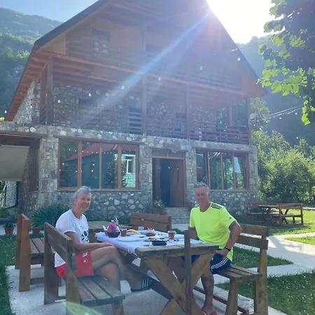 Alpinehouse