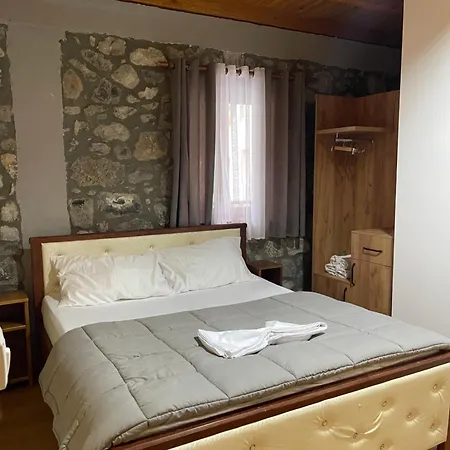 Alpinehouse