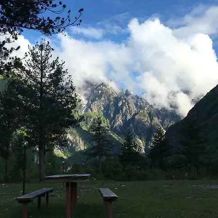 Alpinehouse