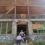 Gasthof Alpinehouse Theth