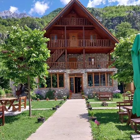 Πανσιόν Alpinehouse