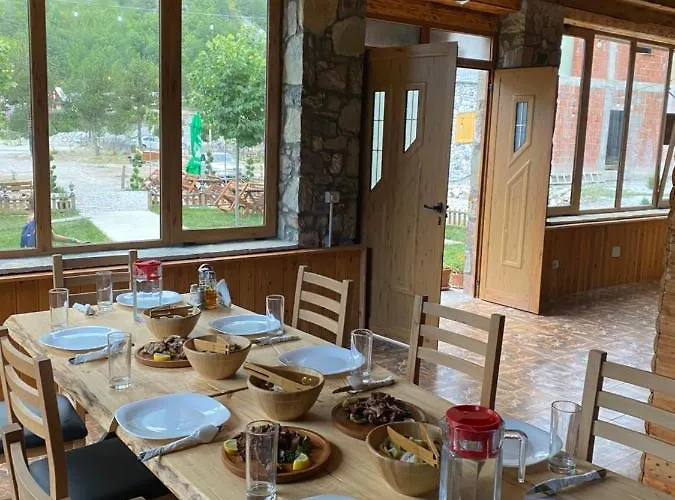 Alpinehouse 3*