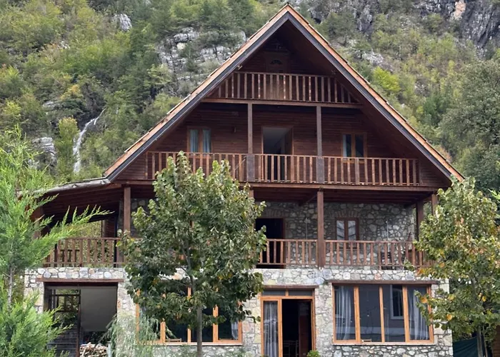Alpinehouse Pensjonat Theth